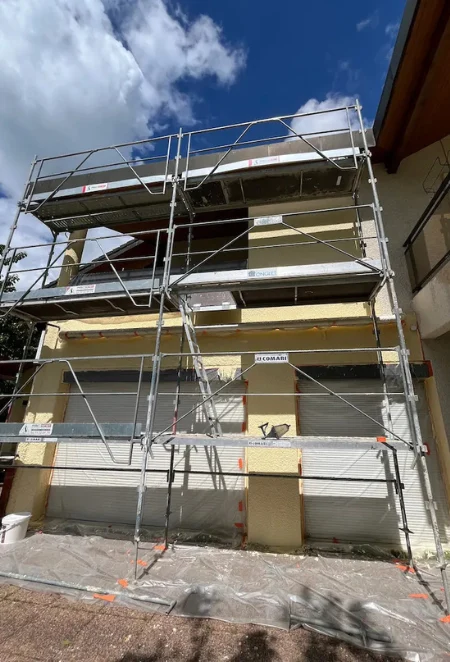 Peinture extérieure réalisée par Toitures Vaudoises